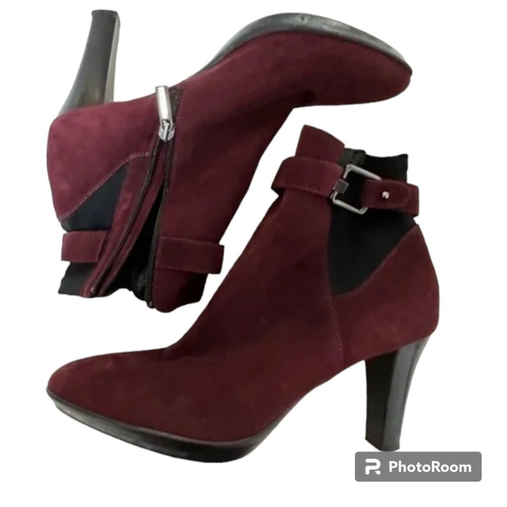 Aquatalia - Never worn! Suede Maroon with heel, bootie size 9.5